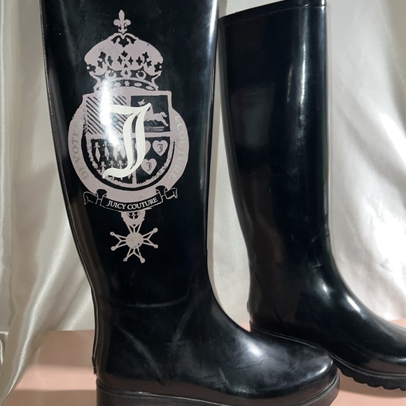 Juicy Couture Rain Boots size 6 in Black - Picture 2 of 4